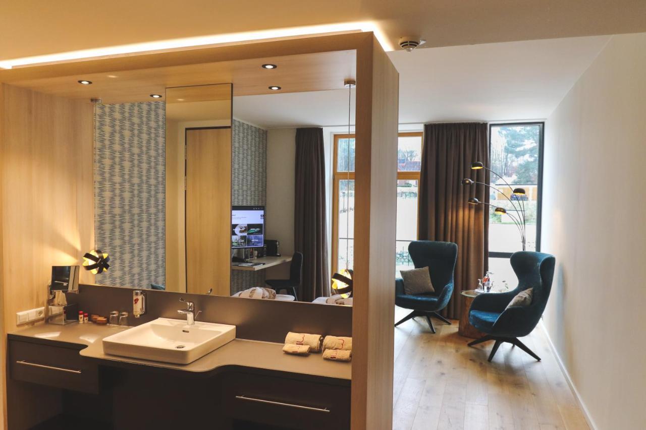 Hotel Bornmuehle à Groß Nemerow Extérieur photo