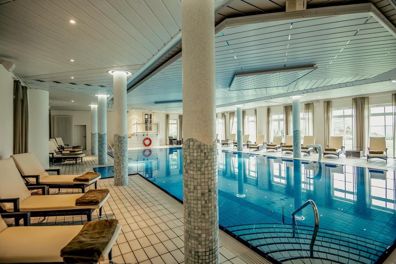 Hotel Bornmuehle à Groß Nemerow Extérieur photo