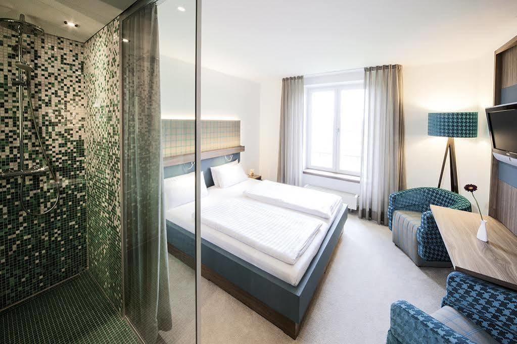 Hotel Bornmuehle à Groß Nemerow Extérieur photo